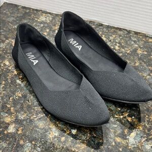 MIA Women's Elegant Black Loafers